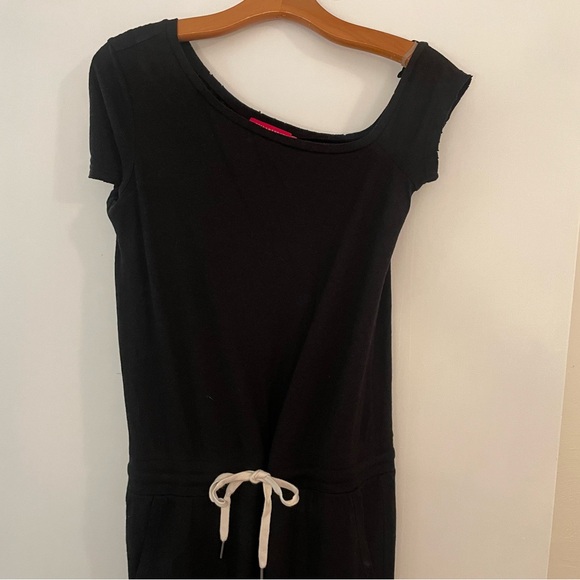 n:PHILANTHROPY Black Jumpsuit with Drawstring Waist and Tapered Legs - Picture 3 of 4